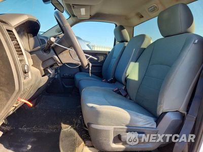 Zdjęcie 7 z 12 samochodu: 2014 RAM 1500 ST VIN:3C6JR6DG1EG166638 - miniatura