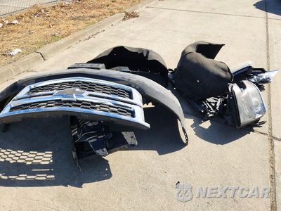 Zdjęcie 13 z 14 samochodu: 2018 CHEVROLET TAHOE K1500 LT VIN:1GNSKBKC9JR178192 - miniatura