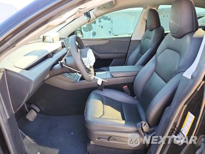 Zdjęcie 7 z 13 samochodu: 2026 TESLA MODEL Y VIN:7SAYGDEE7TF420969 - miniatura