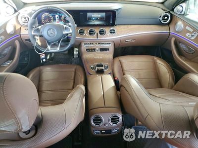 Zdjęcie 8 z 13 samochodu: 2018 MERCEDES-BENZ E 63 AMG-S VIN:WDDZF8KB0JA470419 - miniatura