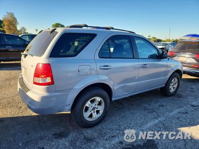 Trzecie zdjęcie samochodu z tyłu: 2005 KIA SORENTO LX VIN:KNDJD733X55404182 - miniatura