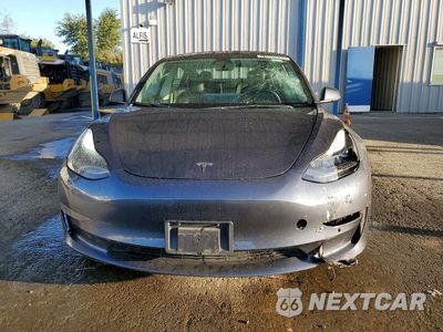Piąte zdjęcie samochodu w środku: 2022 TESLA MODEL 3 VIN:5YJ3E1EA0NF371254 - miniatura