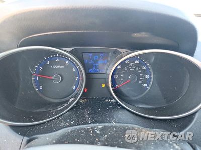 Zdjęcie 9 z 12 samochodu: 2011 HYUNDAI TUCSON GLS VIN:KM8JU3AC3BU151067 - miniatura
