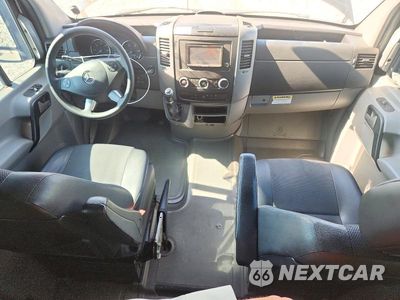 Zdjęcie 8 z 13 samochodu: 2018 MERCEDES-BENZ SPRINTER 2500 VIN:WDZPE8CD4JP645353 - miniatura