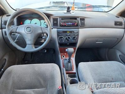 Zdjęcie 8 z 12 samochodu: 2004 TOYOTA COROLLA LE VIN:JTDBR32E942017298 - miniatura