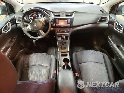 Zdjęcie 8 z 12 samochodu: 2016 NISSAN SENTRA SV VIN:3N1AB7AP3GL659046 - miniatura