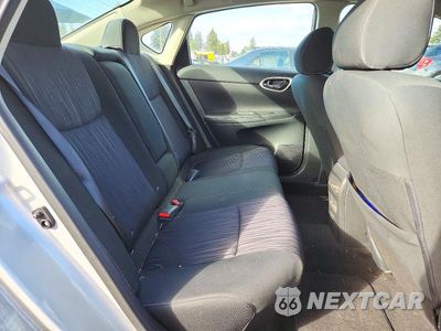 Zdjęcie 10 z 12 samochodu: 2019 NISSAN SENTRA SV VIN:3N1AB7AP7KY437590 - miniatura
