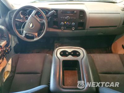 Zdjęcie 8 z 12 samochodu: 2012 CHEVROLET SILVERADO K2500 HEAVY DUTY VIN:1GC1KVCG1CF112764 - miniatura