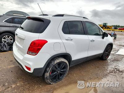 Trzecie zdjęcie samochodu z tyłu: 2019 CHEVROLET TRAX 1LT VIN:3GNCJLSB4KL247383 - miniatura