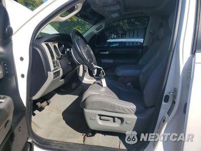 Zdjęcie 7 z 12 samochodu: 2007 TOYOTA TUNDRA LIMITED VIN:5TBDV58137S469824 - miniatura