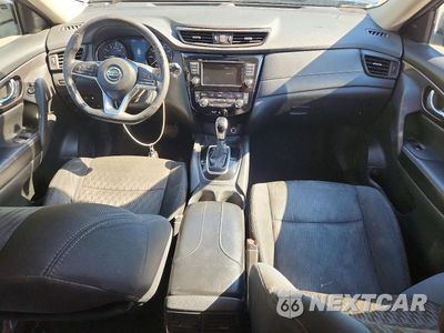 Zdjęcie 8 z 13 samochodu: 2018 NISSAN ROGUE SV VIN:5N1AT2MV8JC791094 - miniatura