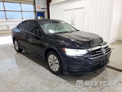 Czwarte zdjęcie samochodu z boku: 2020 VOLKSWAGEN JETTA S VIN:3VWC57BU6LM086548 - miniatura