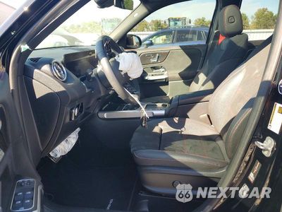 Zdjęcie 7 z 13 samochodu: 2025 MERCEDES-BENZ GLB AMG 35 4MATIC VIN:W1N4M5BB2SW399391 - miniatura