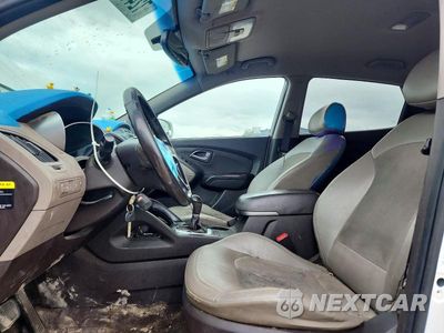 Zdjęcie 7 z 12 samochodu: 2014 HYUNDAI TUCSON SE VIN:KM8JUCAGXEU893036 - miniatura