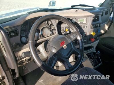Zdjęcie 7 z 11 samochodu: 2018 PETERBILT 579 VIN:1XPBA48X5JD477322 - miniatura
