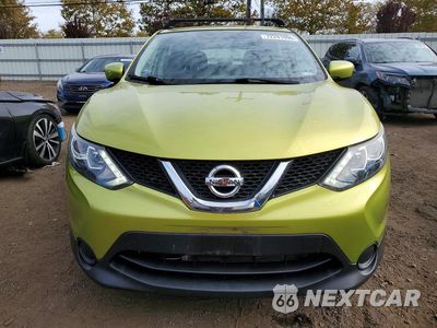 Piąte zdjęcie samochodu w środku: 2017 NISSAN ROGUE SPORT S VIN:JN1BJ1CR0HW113576 - miniatura