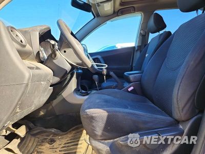 Zdjęcie 7 z 13 samochodu: 2008 TOYOTA RAV4 SPORT VIN:JTMBD32V486061562 - miniatura
