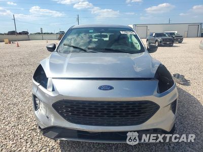 Piąte zdjęcie samochodu w środku: 2022 FORD ESCAPE S VIN:1FMCU0F60NUB37531 - miniatura