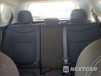Zdjęcie 10 z 13 samochodu: 2017 KIA SOUL BASE VIN:KNDJN2A23H7881300 - miniatura