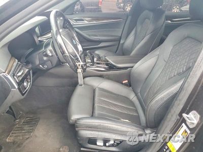 Zdjęcie 7 z 12 samochodu: 2021 BMW 530 XI VIN:WBA13BJ04MCF62882 - miniatura