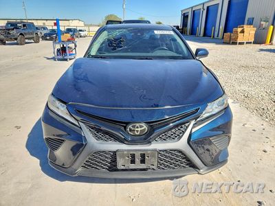 Piąte zdjęcie samochodu w środku: 2019 TOYOTA CAMRY SE VIN:4T1B11HK2KU276494 - miniatura