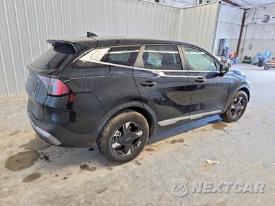 Trzecie zdjęcie samochodu z tyłu: 2026 KIA SPORTAGE LX VIN:5XYK23DF0TG432024 - miniatura