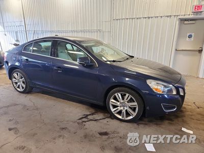 Czwarte zdjęcie samochodu z boku: 2011 VOLVO S60 T6 VIN:YV1902FH0B2014949 - miniatura