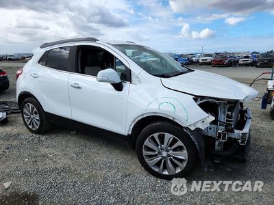 Czwarte zdjęcie samochodu z boku: 2018 BUICK ENCORE PREFERRED VIN:KL4CJASBXJB625763 - miniatura