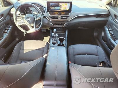 Zdjęcie 8 z 12 samochodu: 2023 NISSAN ALTIMA SV VIN:1N4BL4DV9PN368810 - miniatura