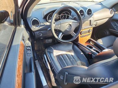 Zdjęcie 8 z 13 samochodu: 2007 MERCEDES-BENZ ML 350 VIN:4JGBB86E17A210241 - miniatura