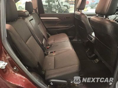 Zdjęcie 11 z 14 samochodu: 2019 TOYOTA HIGHLANDER LE PLUS VIN:5TDBZRFHXKS981535 - miniatura