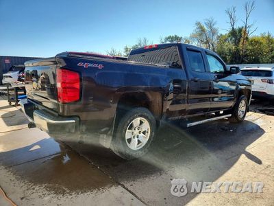 Trzecie zdjęcie samochodu z tyłu: 2016 CHEVROLET SILVERADO K1500 LT VIN:1GCVKREC3GZ206829 - miniatura