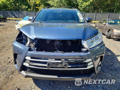 Piąte zdjęcie samochodu w środku: 2017 TOYOTA HIGHLANDER XLE VIN:5TDJZRFH0HS507856 - miniatura