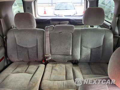 Zdjęcie 10 z 13 samochodu: 2004 CHEVROLET TAHOE C1500 VIN:1GNEC13V64R259966 - miniatura