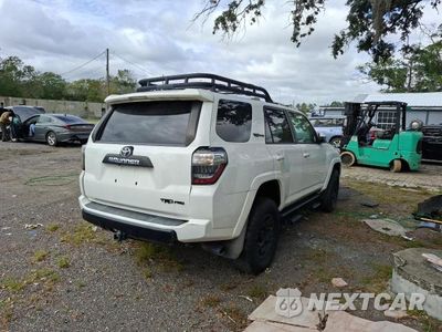 Czwarte zdjęcie samochodu z boku: 2020 TOYOTA 4RUNNER TRD PRO VIN:JTEBU5JRXL5819107 - miniatura