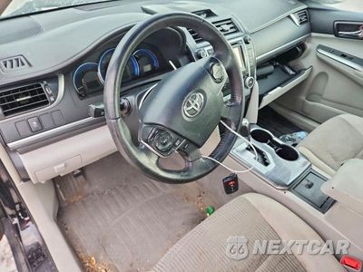 Zdjęcie 8 z 12 samochodu: 2013 TOYOTA CAMRY HYBRID XLE VIN:4T1BD1FK6DU072522 - miniatura