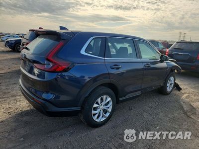 Trzecie zdjęcie samochodu z tyłu: 2024 HONDA CR-V LX VIN:2HKRS4H28RH430163 - miniatura