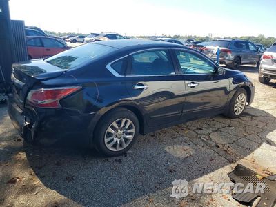 Trzecie zdjęcie samochodu z tyłu: 2014 NISSAN ALTIMA 2.5 S VIN:1N4AL3AP4EN390125 - miniatura