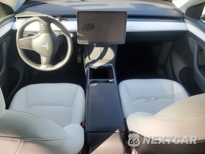 Zdjęcie 8 z 13 samochodu: 2024 TESLA MODEL Y VIN:7SAYGAEE4RF982366 - miniatura