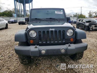 Piąte zdjęcie samochodu w środku: 2010 JEEP WRANGLER UNLIMITED SPORT VIN:1J4BA3H16AL183628 - miniatura