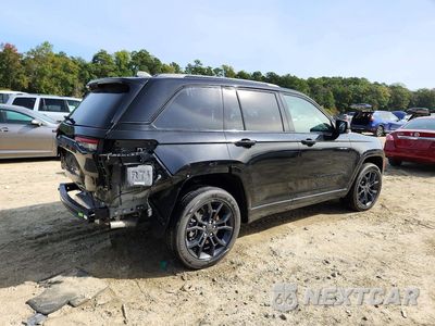 Trzecie zdjęcie samochodu z tyłu: 2024 JEEP GRAND CHEROKEE LIMITED 4XE VIN:1C4RJYB68R8506789 - miniatura