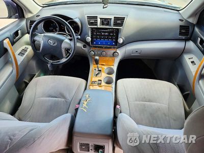 Zdjęcie 8 z 13 samochodu: 2009 TOYOTA HIGHLANDER HYBRID VIN:JTEEW41A892037068 - miniatura