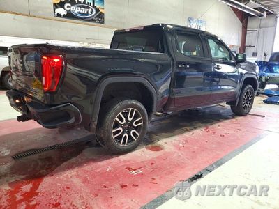 Trzecie zdjęcie samochodu z tyłu: 2021 GMC SIERRA K1500 AT4 VIN:3GTP9EEDXMG445764 - miniatura