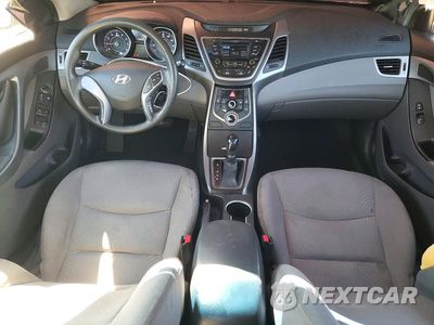 Zdjęcie 8 z 12 samochodu: 2016 HYUNDAI ELANTRA VIN:5NPDH4AE9GH783005 - miniatura