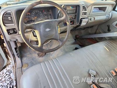 Zdjęcie 8 z 13 samochodu: 2000 CHEVROLET GMT-400 C3500 VIN:1GBJC34F9YF422843 - miniatura