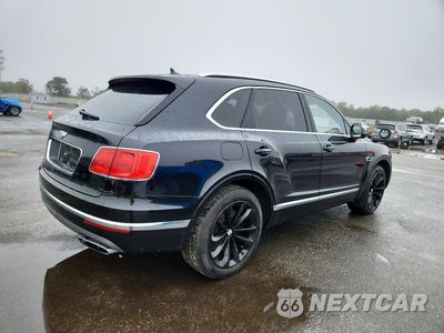 Trzecie zdjęcie samochodu z tyłu: 2018 BENTLEY BENTAYGA VIN:SJAAC2ZVXJC017816 - miniatura