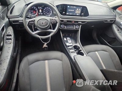 Zdjęcie 8 z 12 samochodu: 2021 HYUNDAI SONATA SEL VIN:5NPEL4JA7MH095659 - miniatura