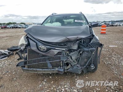 Piąte zdjęcie samochodu w środku: 2017 TOYOTA RAV4 XLE VIN:JTMWFREV8HJ720914 - miniatura