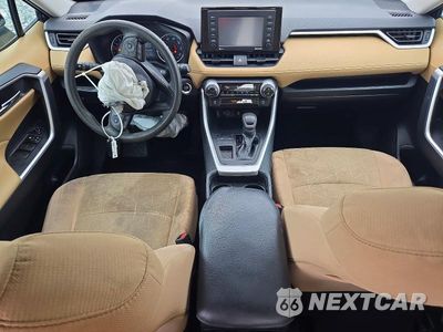 Zdjęcie 8 z 14 samochodu: 2020 TOYOTA RAV4 XLE VIN:2T3W1RFV9LC069107 - miniatura