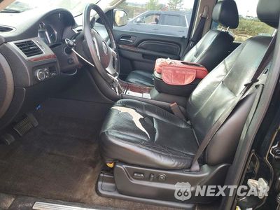Zdjęcie 7 z 12 samochodu: 2011 CADILLAC ESCALADE ESV PREMIUM VIN:1GYS4JEF0BR129865 - miniatura